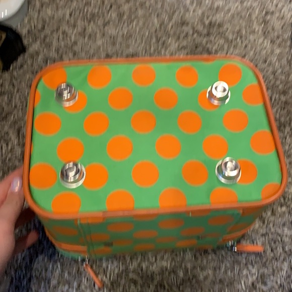 Makeup bag with zipper, mirror and pocket - Picture 8 of 8